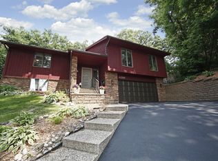 4288 Lyra Ct, Eagan, MN 55123