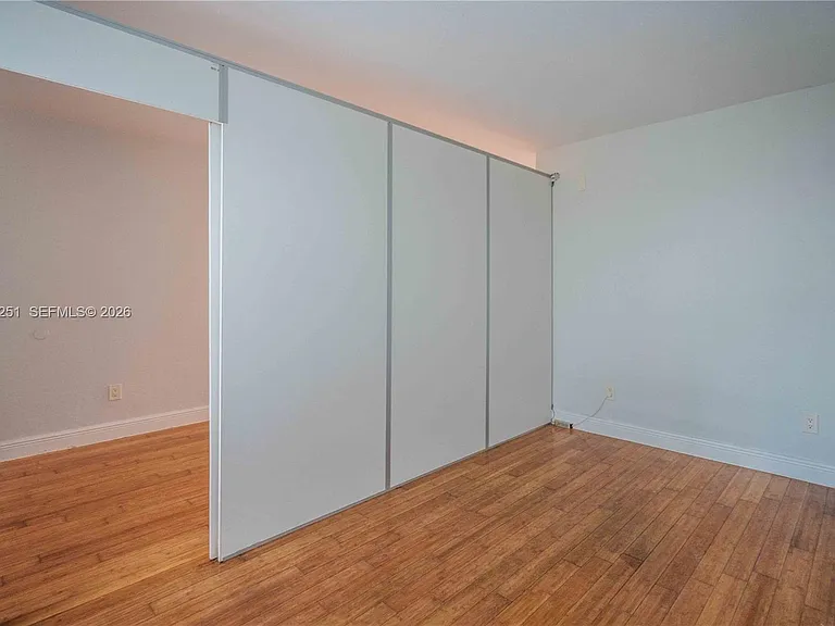7325 Carlyle Ave #8 — Photo 15
