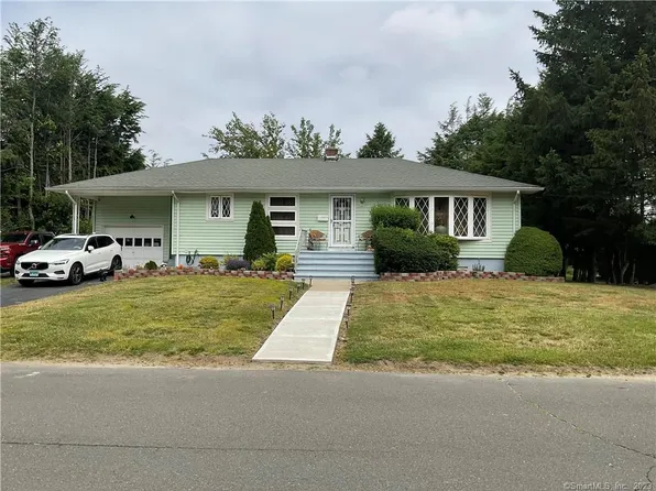 249 Raymond Street, Waterbury, CT 06706