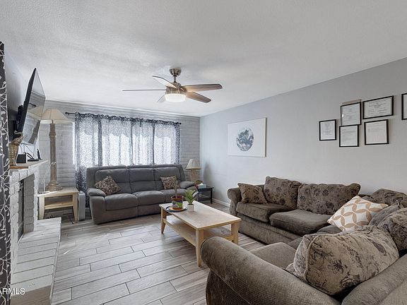 3rd image of 11624 N 31ST Drive