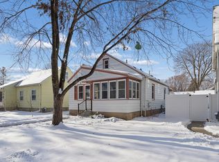 3925 Perry Ave N, Robbinsdale, MN 55422