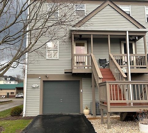 2nd image of 1099 Riverside Dr APT H