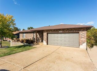 2125 Blossom Ln, Arnold, MO 63010