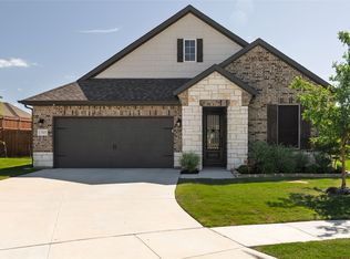 1705 Surrey Ct, Weatherford, TX 76087