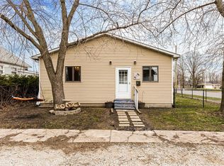 100 N 7th St, Benld, IL 62009