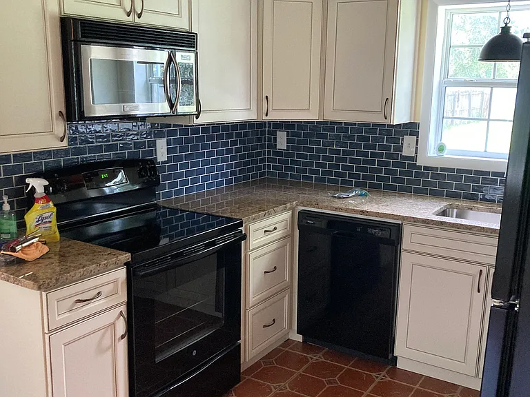 272 W Langsner St — Photo 5