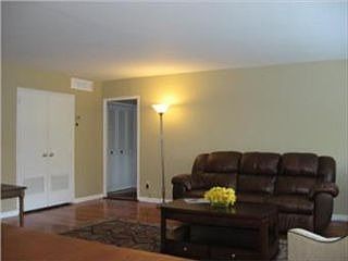 4th image of 4550 Warwick Blvd APT 103