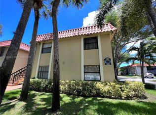 9806 Hammocks Blvd #203-25, Miami, FL 33196
