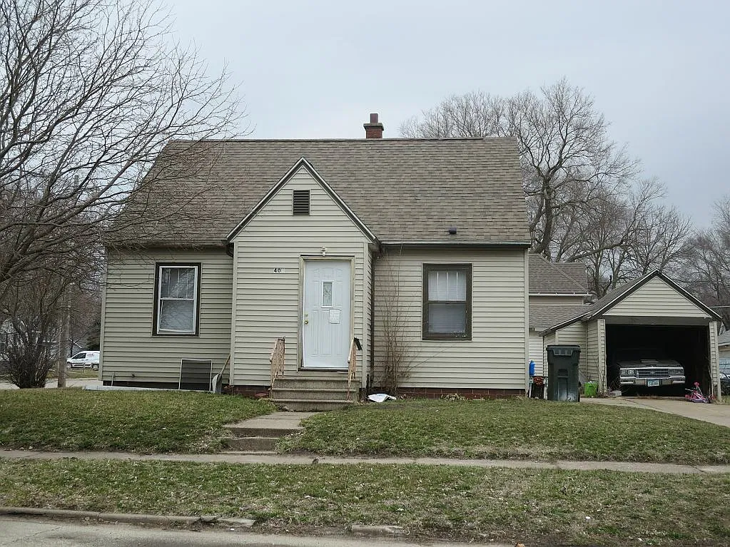 3 bed, 1026 sqft, $850 — Photo 1