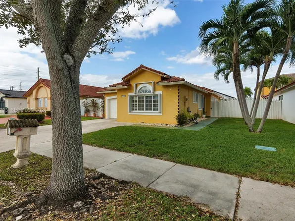 7475 NW 167th Ter, Hialeah, FL 33015