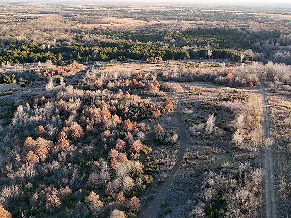 2nd image of 8205 E Vfw Rd