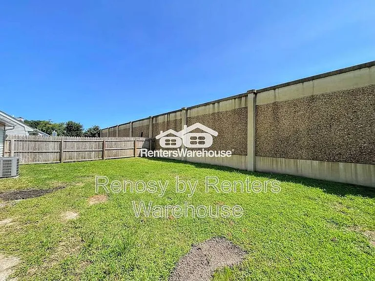 2549 Hunters Run Trl — Photo 33