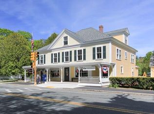 587 Bay Rd #A, South Hamilton, MA 01982