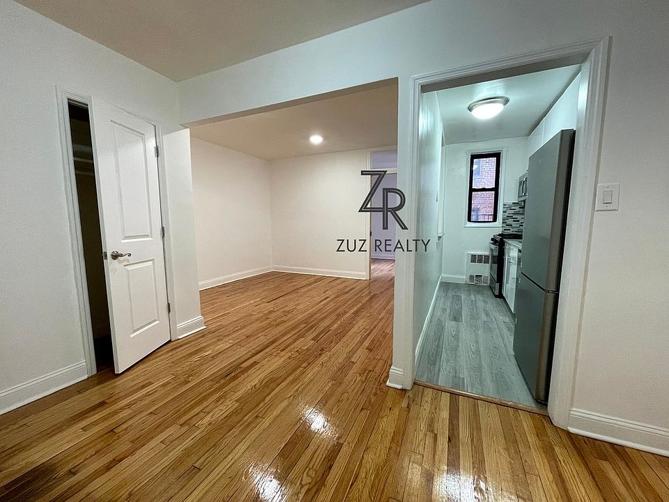 2nd image of 1150 Ocean Ave #3D