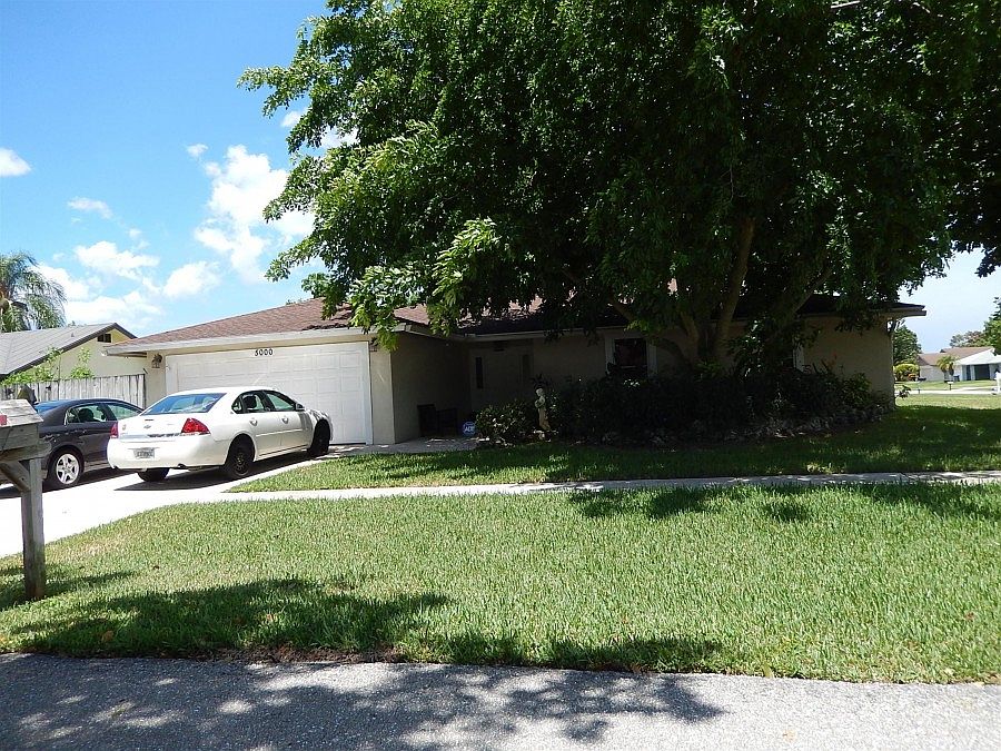 1st image of 5000 Woodstone Cir N
