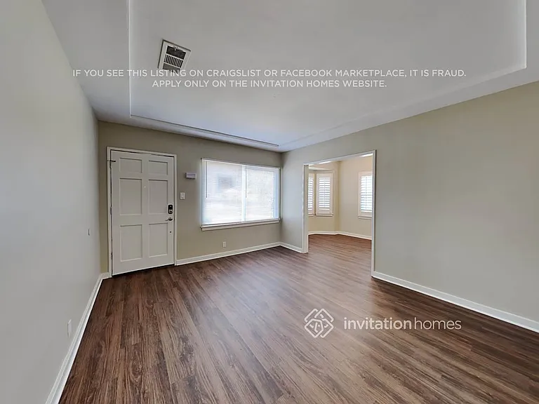 6556 Beeman Ave — Photo 6
