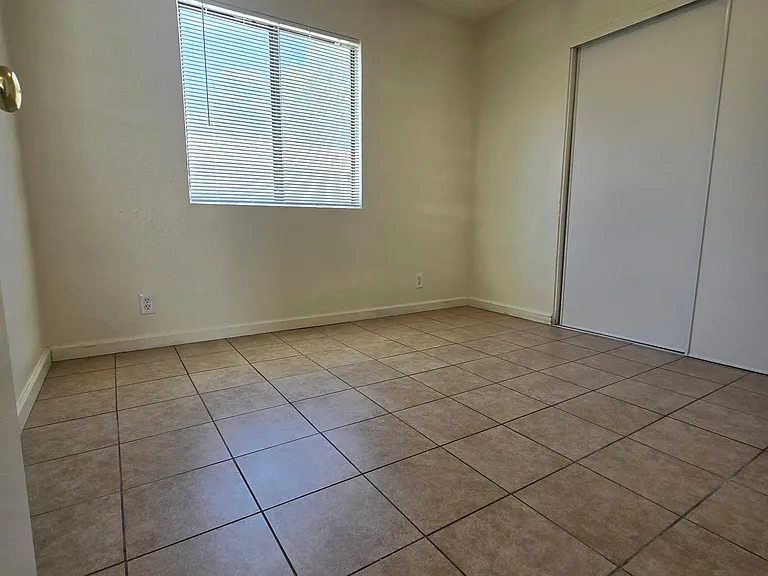 8738 E Avenue U #B — Photo 9