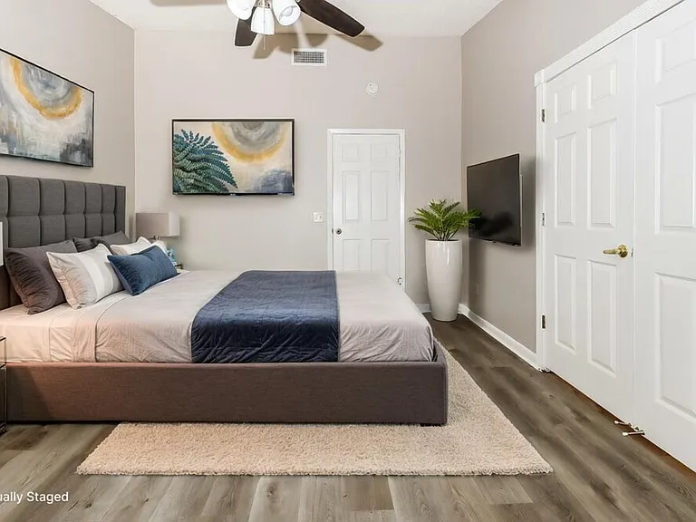 147 Viscaya Ave — Photo 9