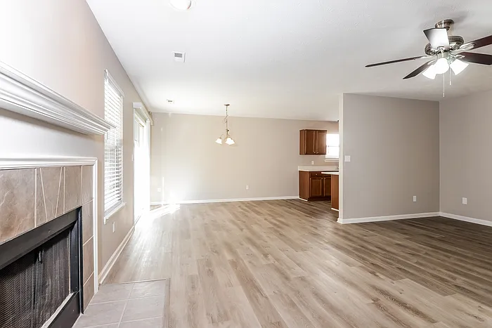 904 Flying Sun Dr — Photo 5
