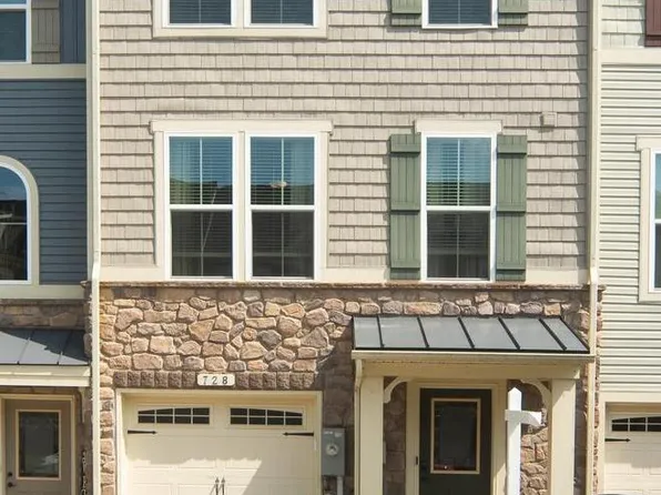 728 Ravenwood Dr, Glen Burnie, MD 21060