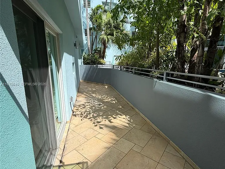 2699 Tigertail Ave #14 — Photo 24