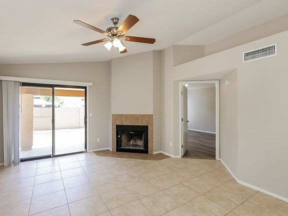 4th image of 4517 E Rosemonte Dr