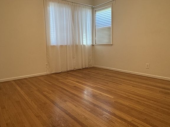 5th image of 148 W Magna Vista Ave