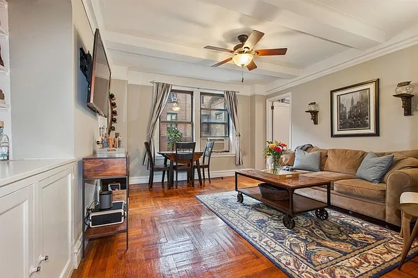 Sold by Citi Habitats | media 11