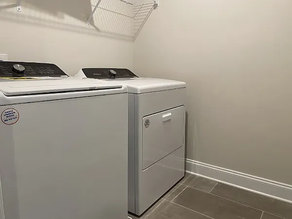 367 Coleman Ct — Photo 9