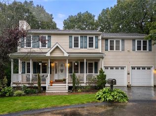 7 Birch View Ct, Cranston, RI 02921