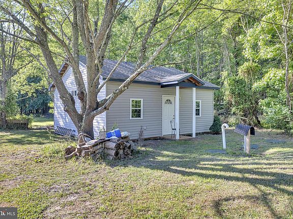 2nd image of 20333 Donovans Rd