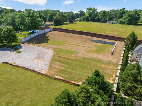 10912 S New Haven Ave, Tulsa, OK 74137