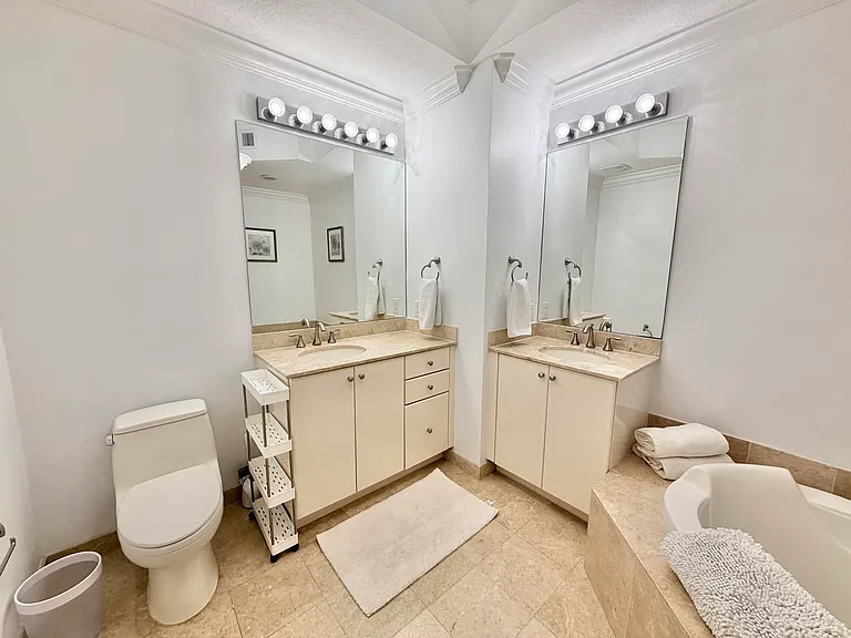 701 S Olive Ave #1413 — Photo 29