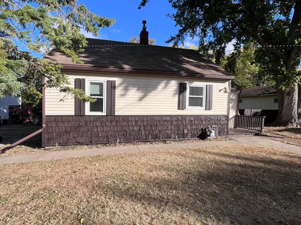 420 W Court St, Belle Plaine, MN 56011