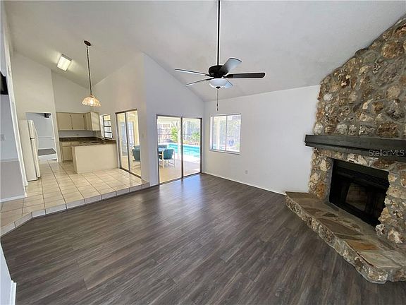 4th image of 6423 Edge O Grove Cir