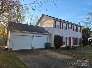 1640 English Knoll Dr #43, Matthews, NC 28105