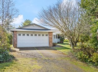 4285 Orchard Loop, Tillamook, OR 97141