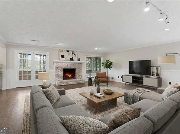 1410 Dallas Cir SW, Marietta, GA 30064