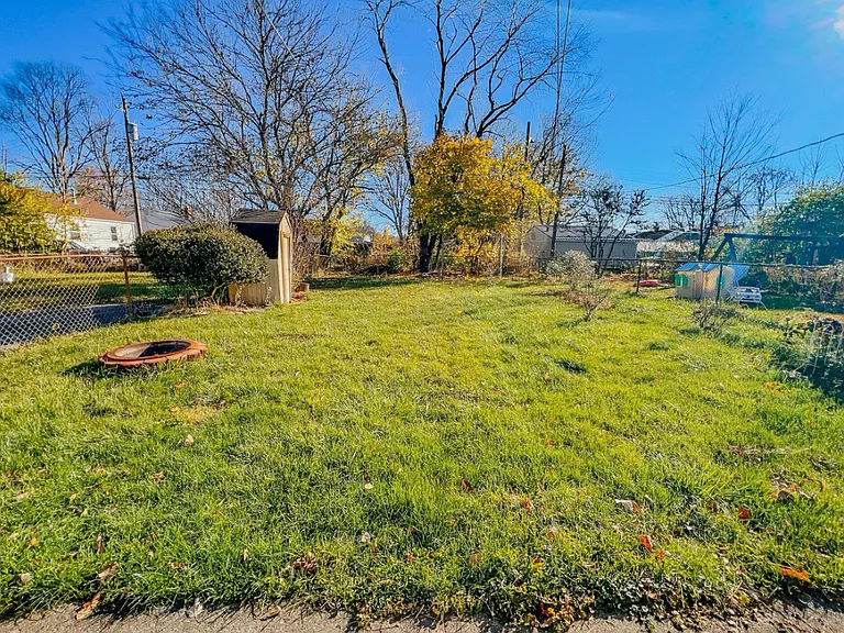2630 Homecroft Dr — Photo 12