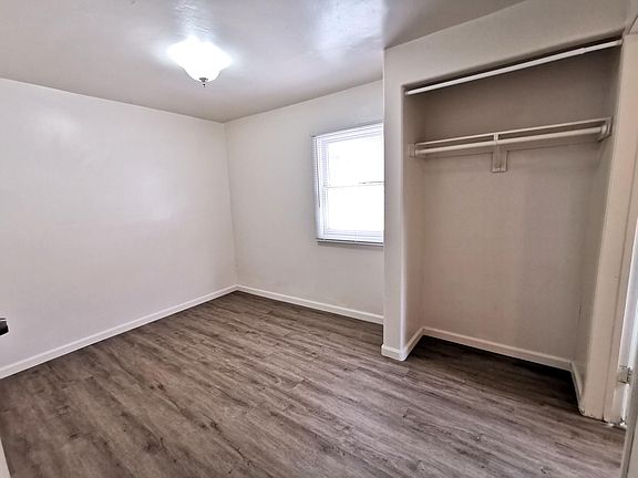 3rd image of 1521 D Ave #1521