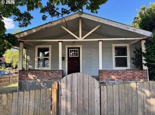 313 S 2nd St, Oregon City, OR 97045