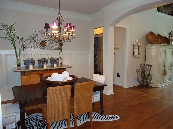 4th image of 514 Arbor Springs Pkwy