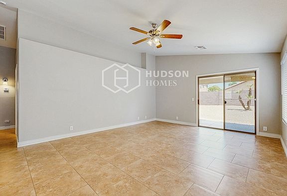 4th image of 10634 E Enid Ave