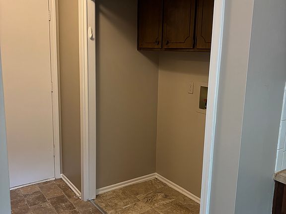 5th image of 7608 Long St #7608