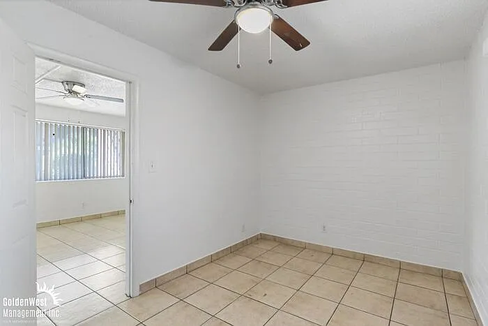 7150 N 27th Ave #5 — Photo 15