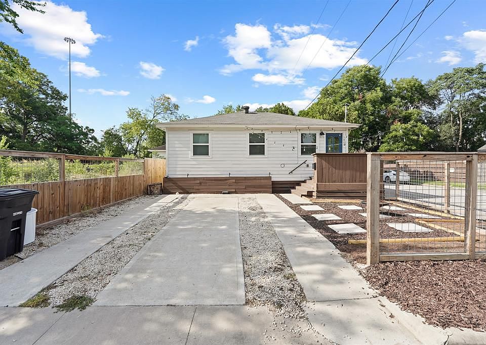 1st image of 1404 E 31st St #A