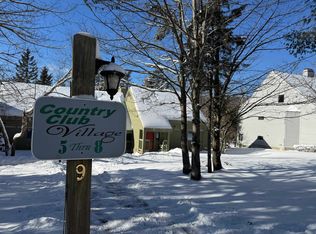 9 1st Ln #5, Wilmington, VT 05363