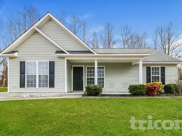 241 Gray Ghost St, Benson, NC 27504