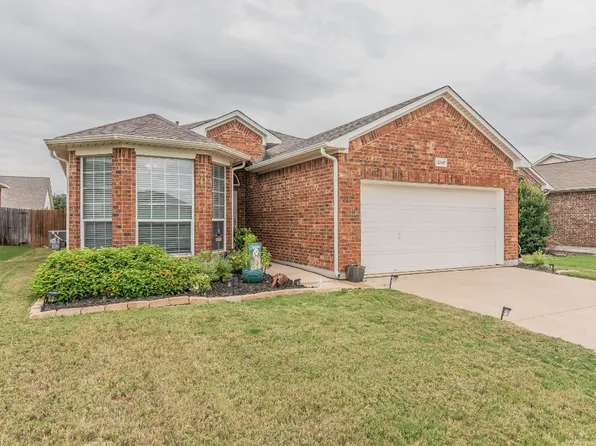 12917 Farmington Dr, Fort Worth, TX 76244