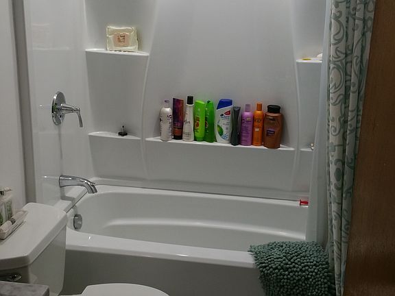 5th image of 633 E 86th St #3